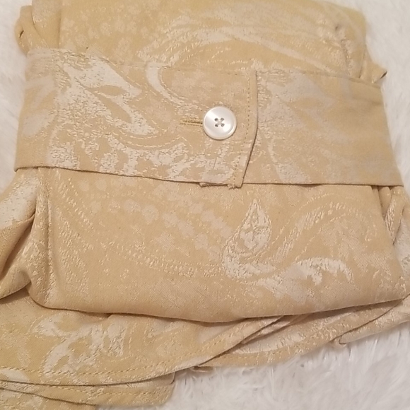 Threshold Holiday Taupe Round Tablecloth 70" - Picture 4 of 4